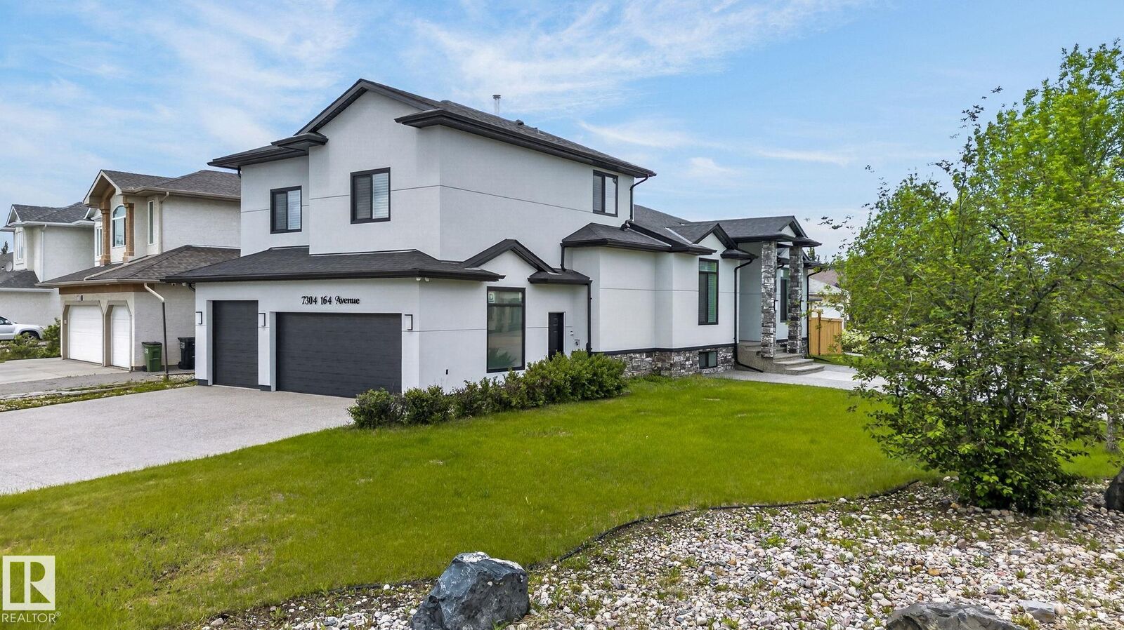Property Photo:  7304 164 Avenue NW  AB T5Z 3Y3 