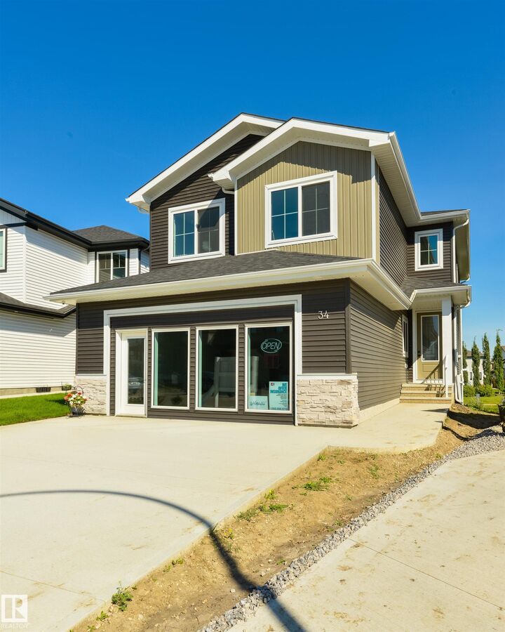 Property Photo:  34 Harley Way  AB T7X 0X4 