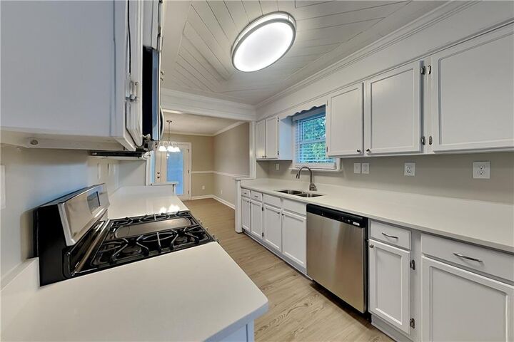 Property Photo: 1299 Camborne Court NW GA 30152