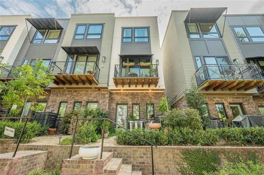 Property Photo:  2199 Lenox Road NE 7  GA 30324 