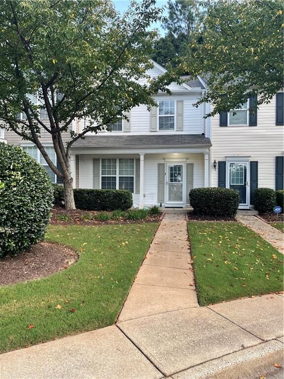 Property Photo:  1845 Kilmington Court  GA 30009 