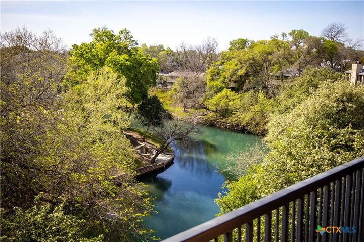 Property Photo:  371 W Lincoln Street C204  TX 78130 