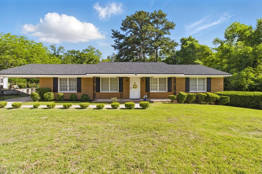 Property Photo: 6915 Forrest Road GA 31907