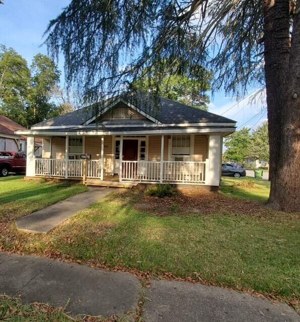 Property Photo:  2924 12th Avenue  GA 31904 