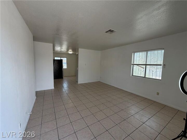 Property Photo: 425 East Merlayne Drive 1 NV 89011