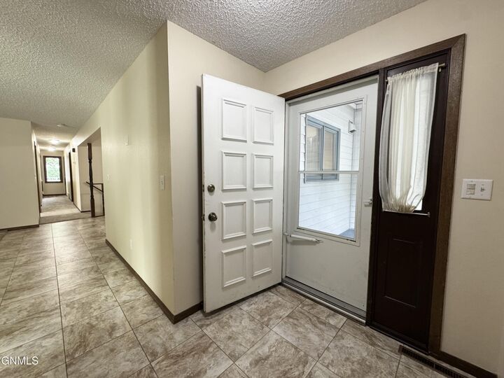Property Photo:  117 Boise Avenue  ND 58504 