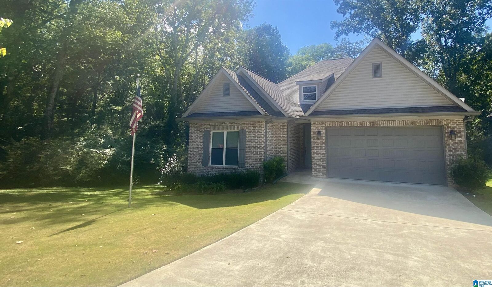 Property Photo:  15 Red Bud Lane  AL 35953 