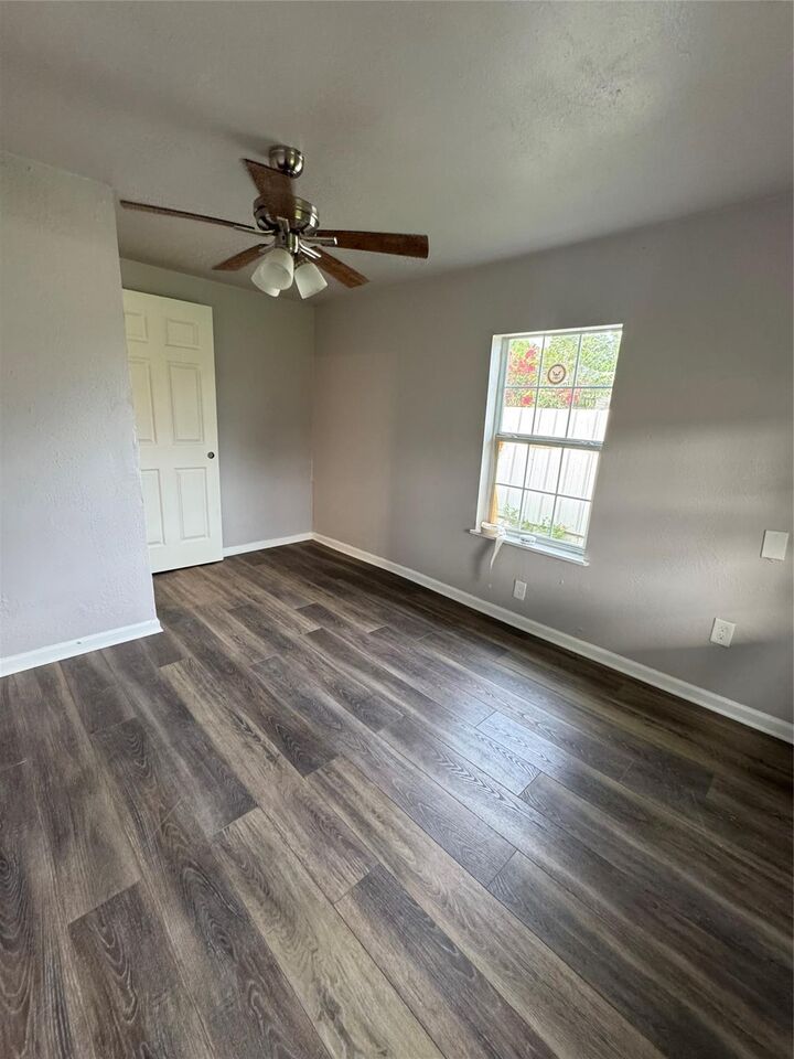 Property Photo:  4412 Denmark Street  TX 77016 