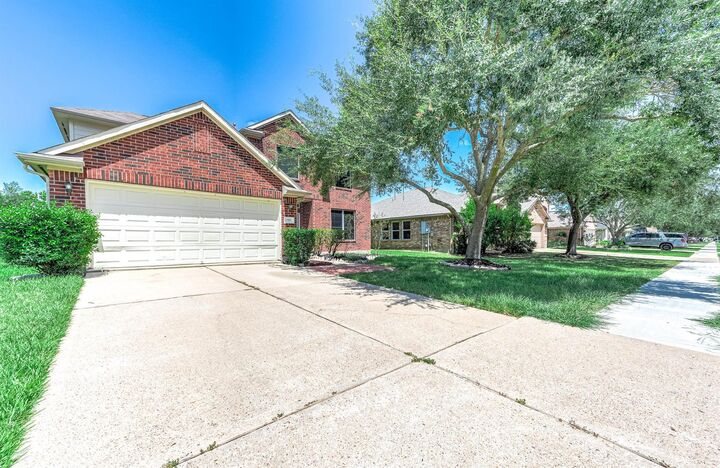 Property Photo: 2032 Creek Shore Lane TX 77581
