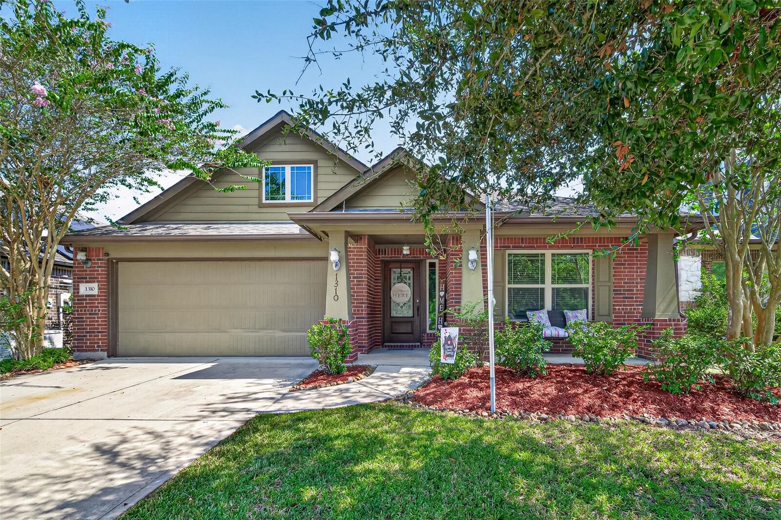 Property Photo:  1310 Tee Time Court  TX 77532 