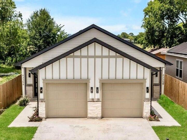 Property Photo: 4335 Alvin Street A TX 77051
