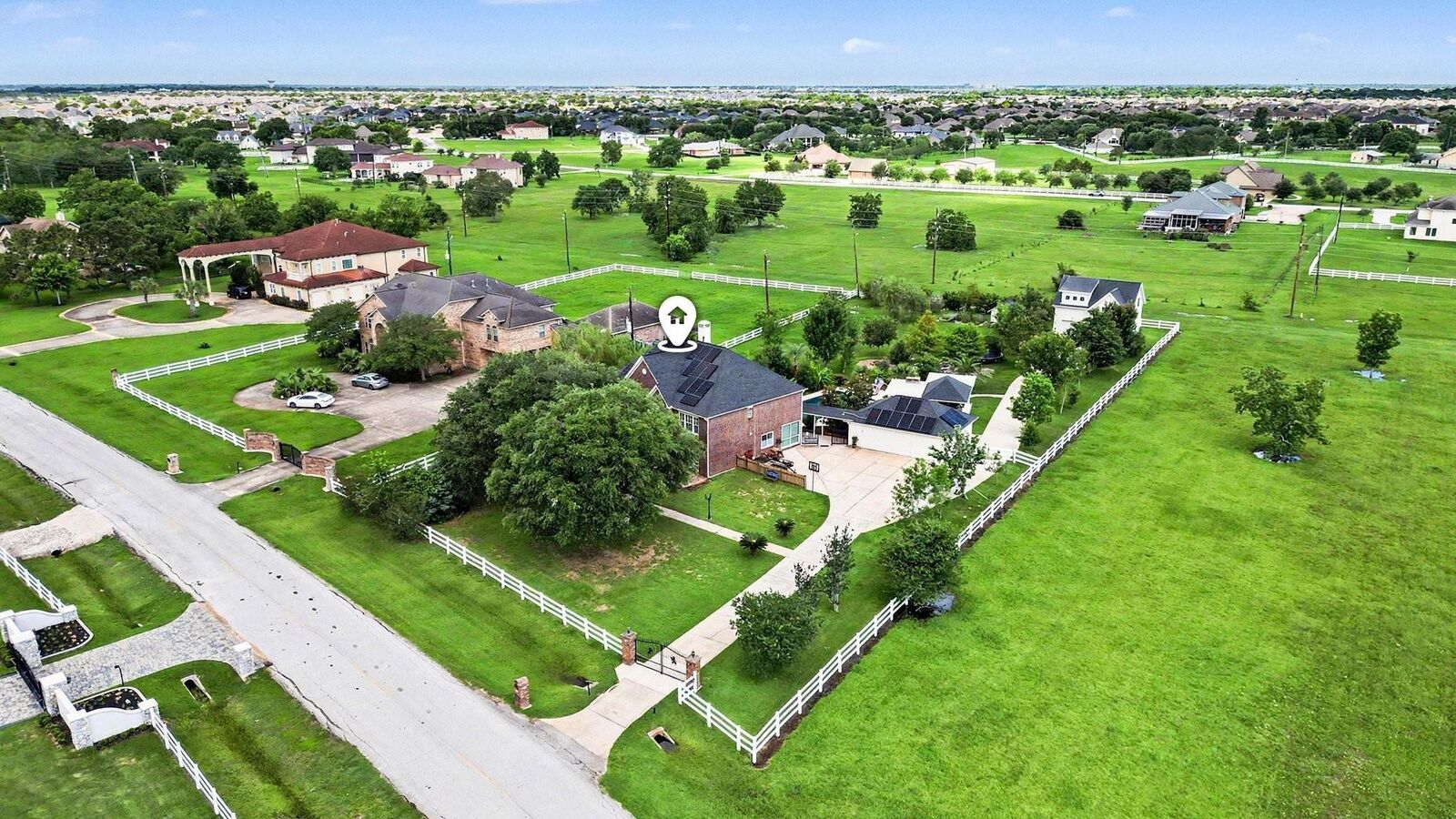 Property Photo:  5903 Waterwalk Court  TX 77469 