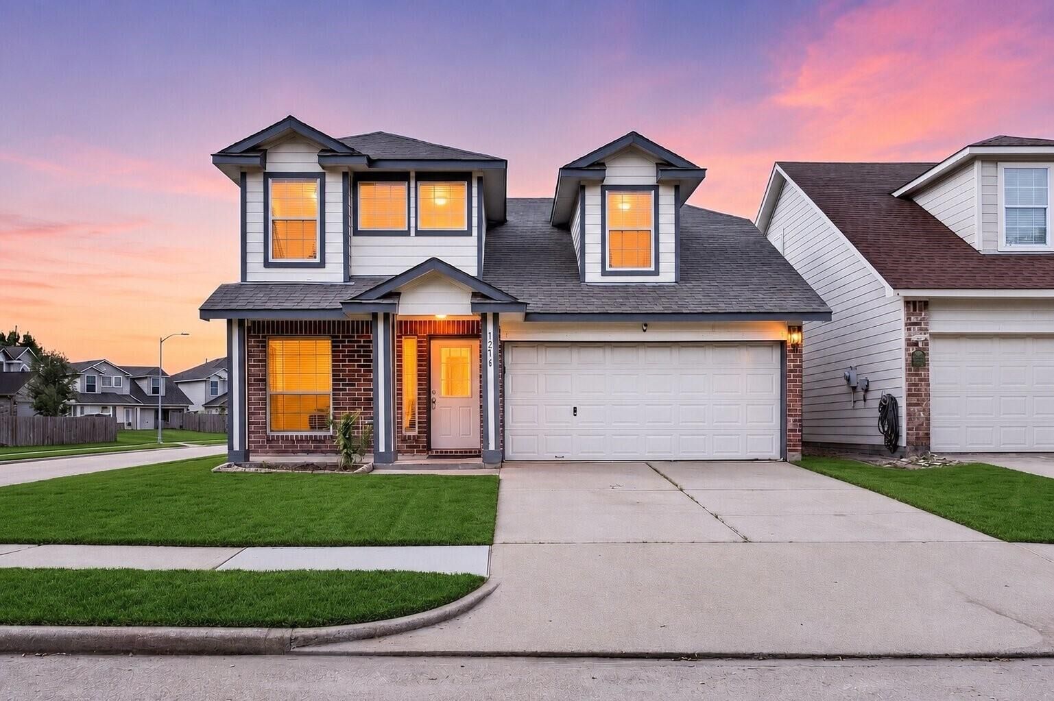 Property Photo:  15014 Middle Oaks Boulevard  TX 77082 
