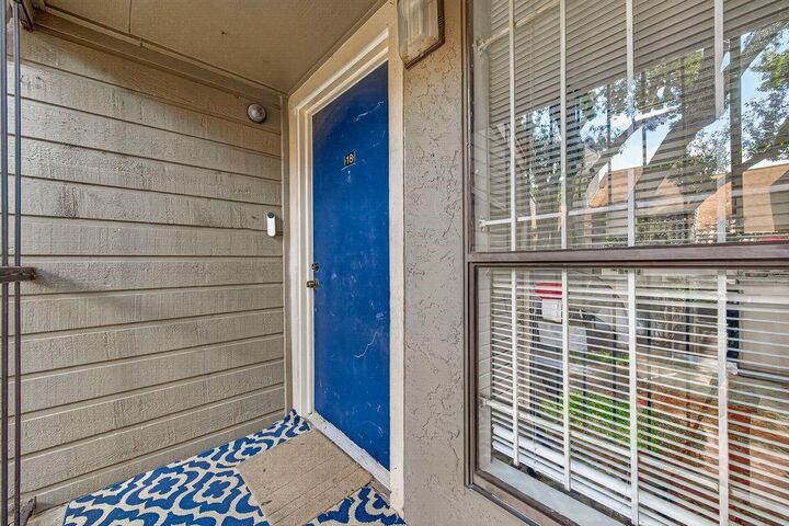 Property Photo:  6601 Sands Point Drive 18  TX 77074 