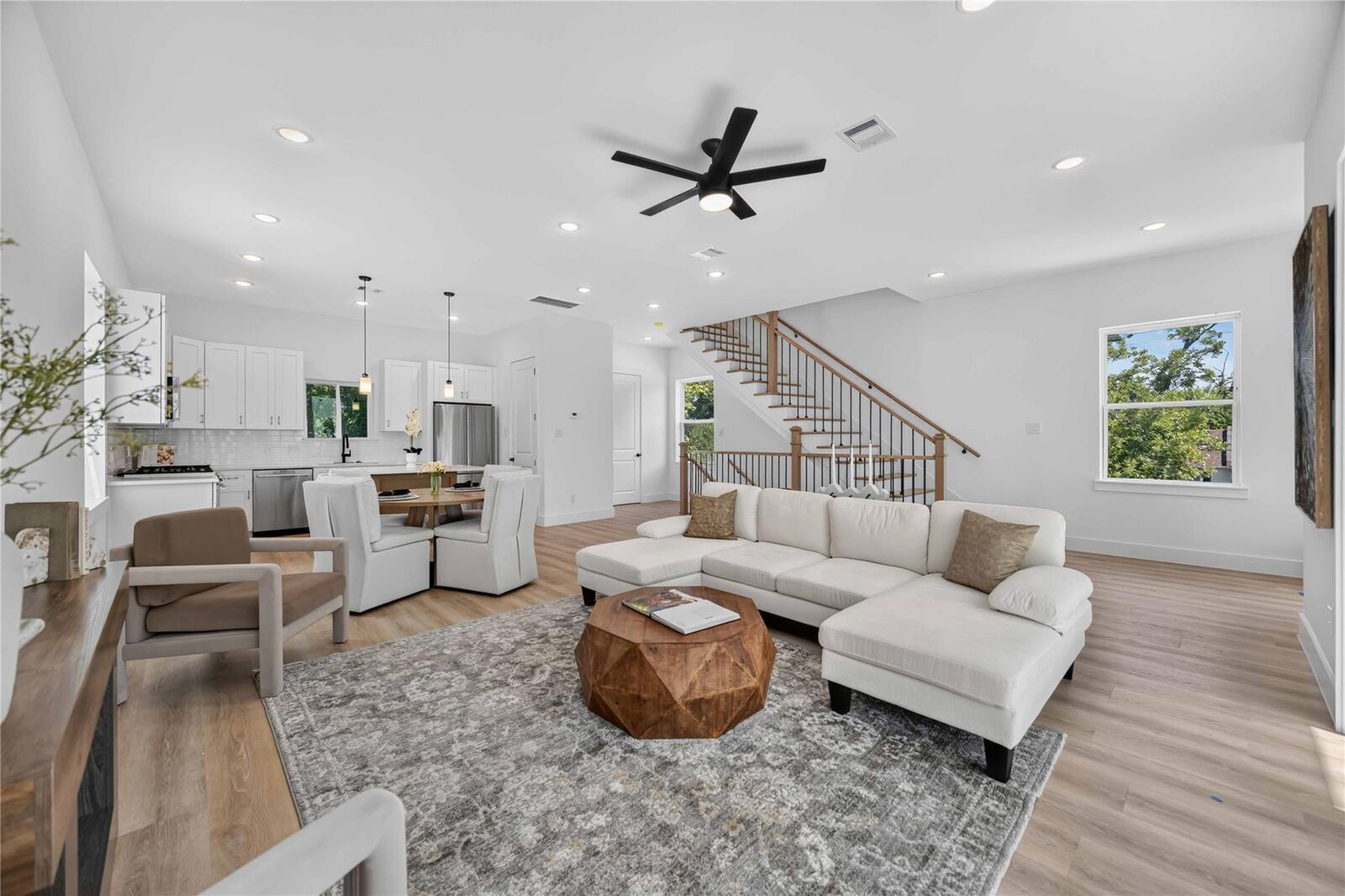 Property Photo:  316 Walthall F  TX 77022 