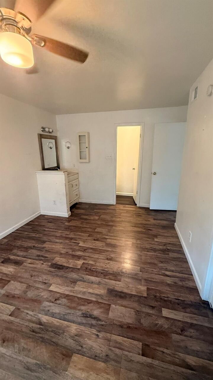 Property Photo:  5989 Allday Drive 4  TX 77036 
