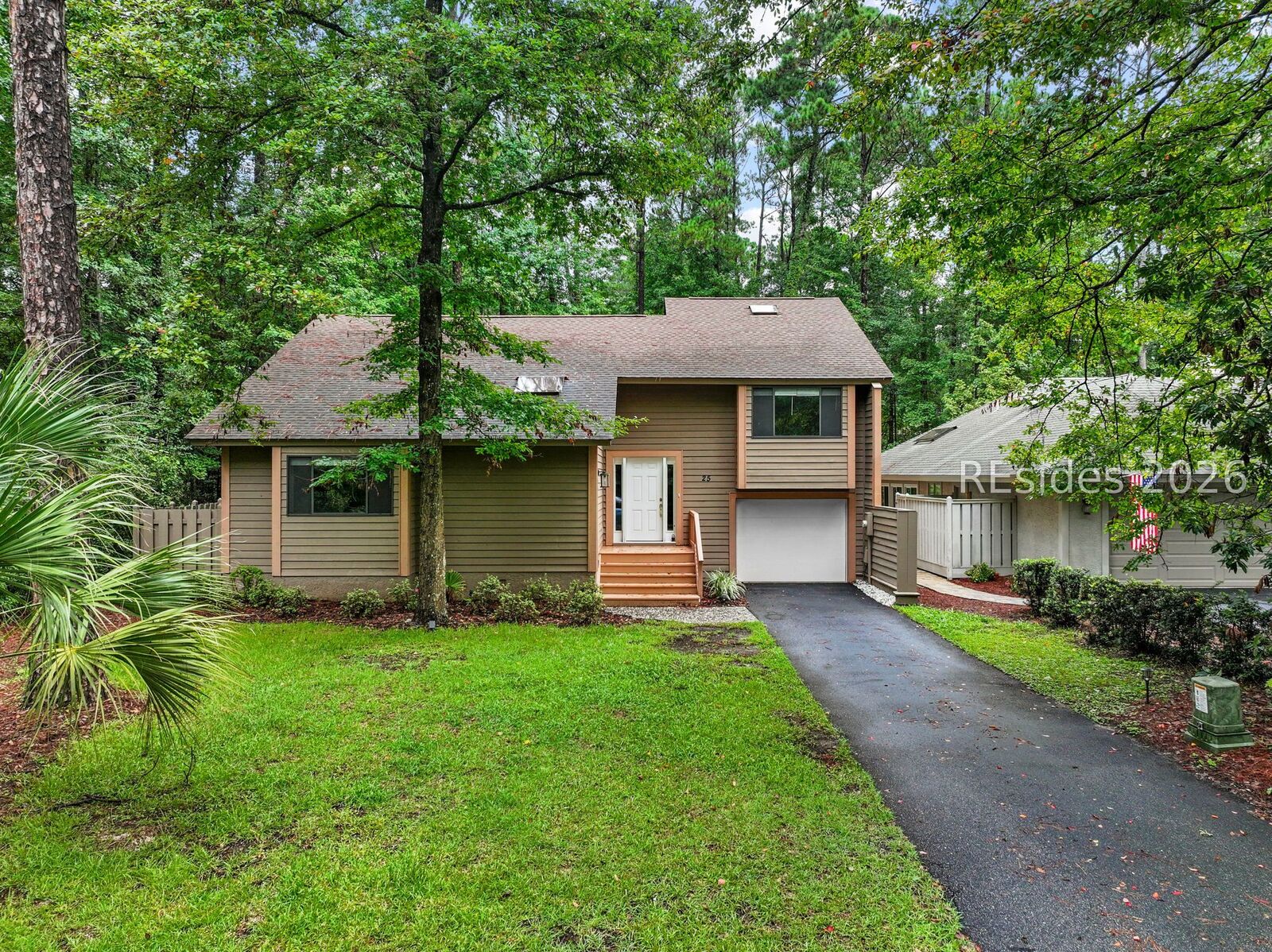 Property Photo:  25 Honey Locust Circle  SC 29926 