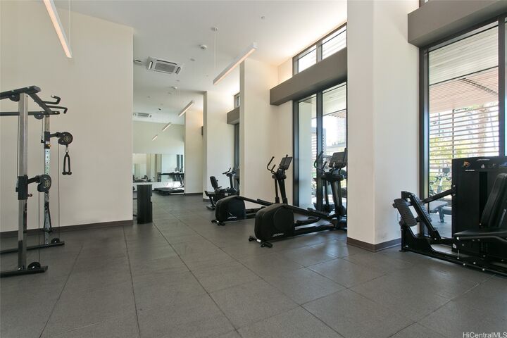 Property Photo:  828 Auahi Street 3503  HI 96813 