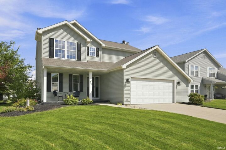 Property Photo:  824 Ravenwillow Drive  IN 46748 