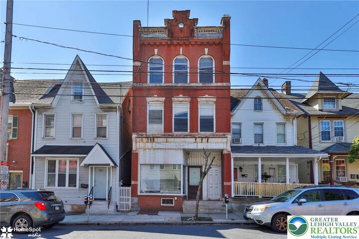 Property Photo:  512 E 4th Street  PA 18015 
