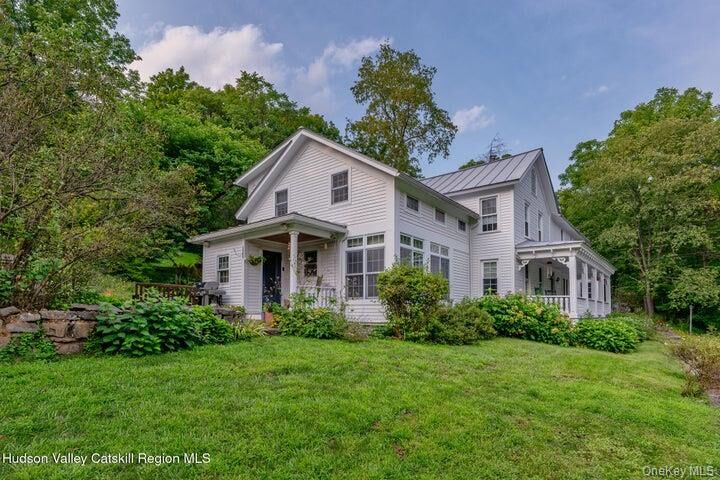 Property Photo:  583 Swartekill Road  NY 12561 