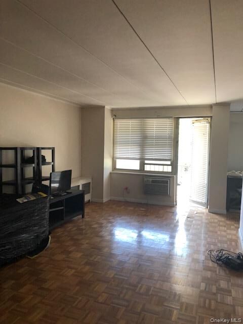 Property Photo:  11 Park Avenue 3E  NY 10550 