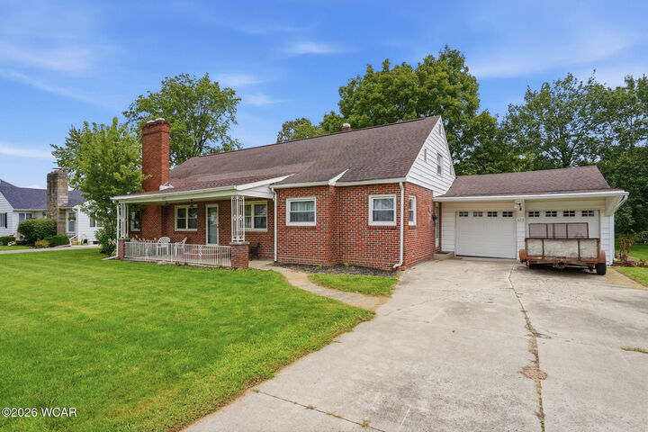 Property Photo:  622 N Cherry Street  OH 43326 