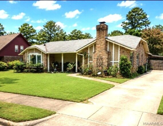 Property Photo: 3921 Strathmore Drive AL 36116