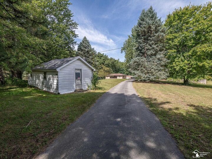 Property Photo:  13300 Ida West 2 Homes 1 Pole Barn/Garage & Old Cottage Hous  MI 49270 