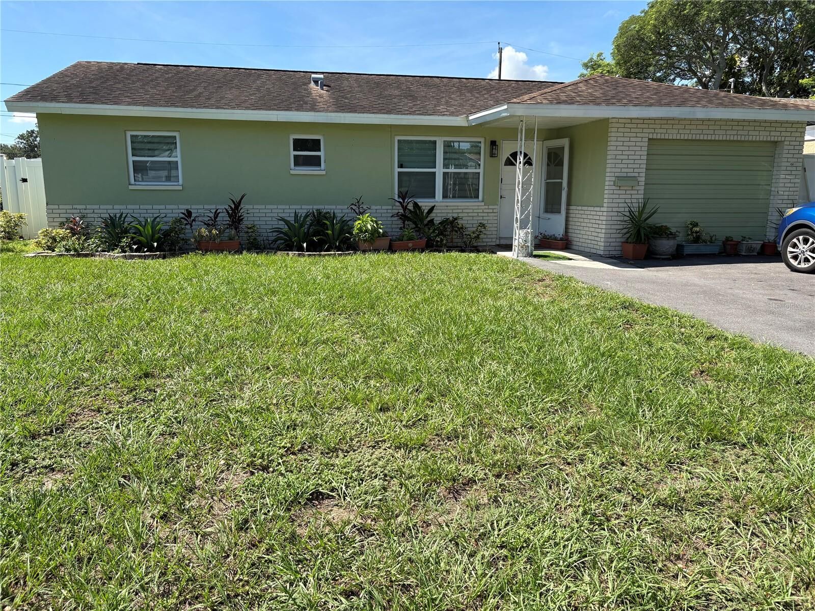 Property Photo: 1443 Jeffords St FL 33756