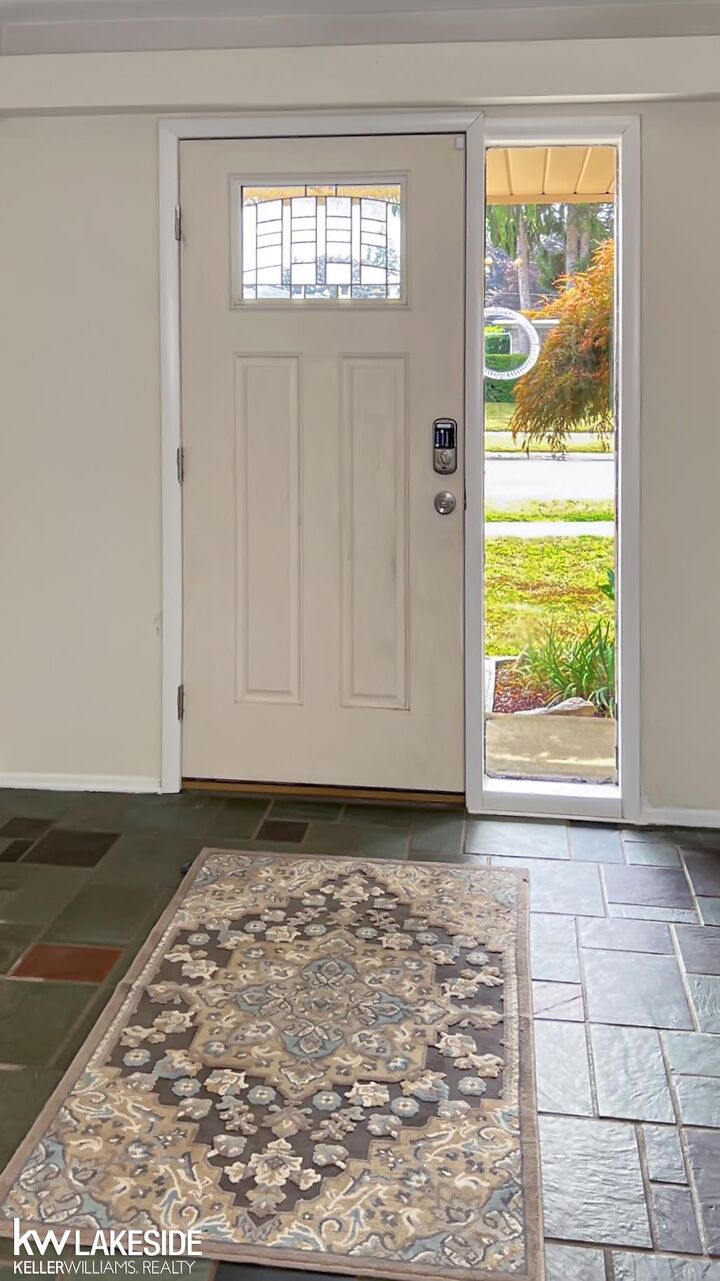 Property Photo: 3615 Bicsak Drive MI 48092