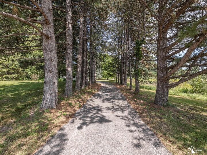 Property Photo:  13300 Ida West Road 2 Homes 1 Pole Barn/Garage &Amp Old Cott  MI 49270 