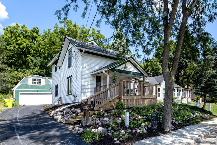 Property Photo:  226 W Capitol Dr  WI 53029 