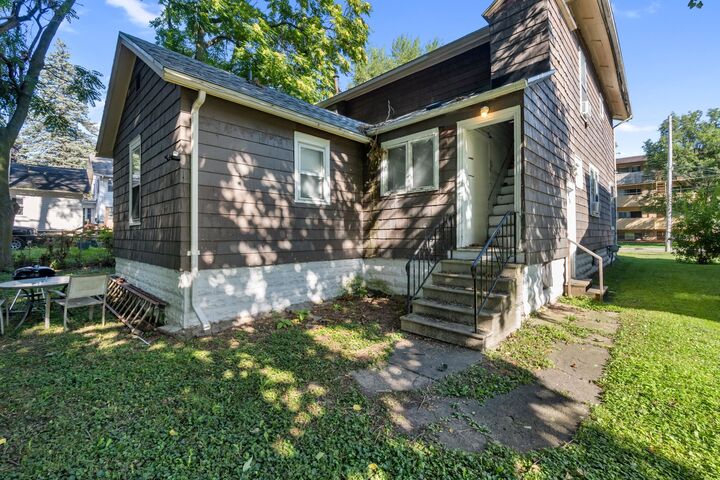 Property Photo: 327 Van Buren Street MI 49201