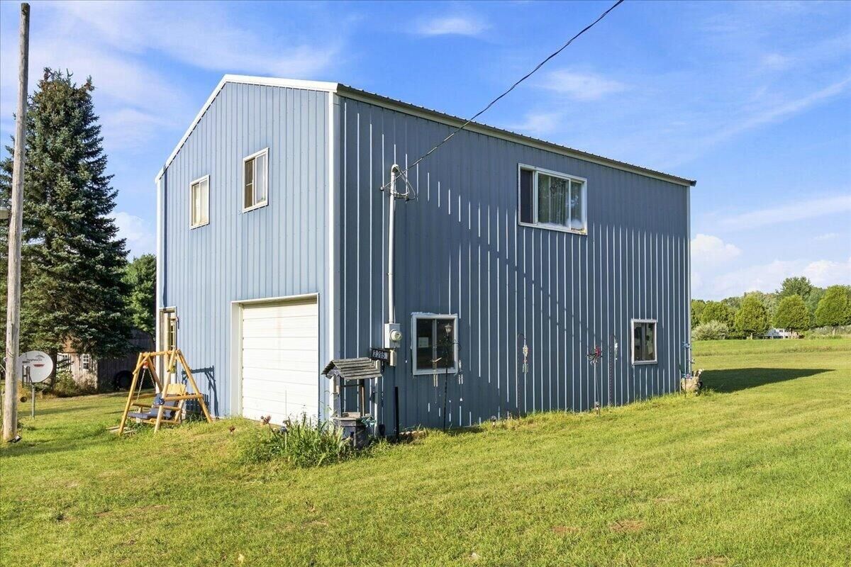 Property Photo: 3385 W 108th Street MI 49327