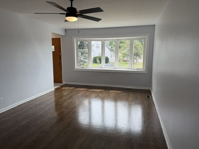 Property Photo:  4414 N Nagle Avenue  IL 60706 