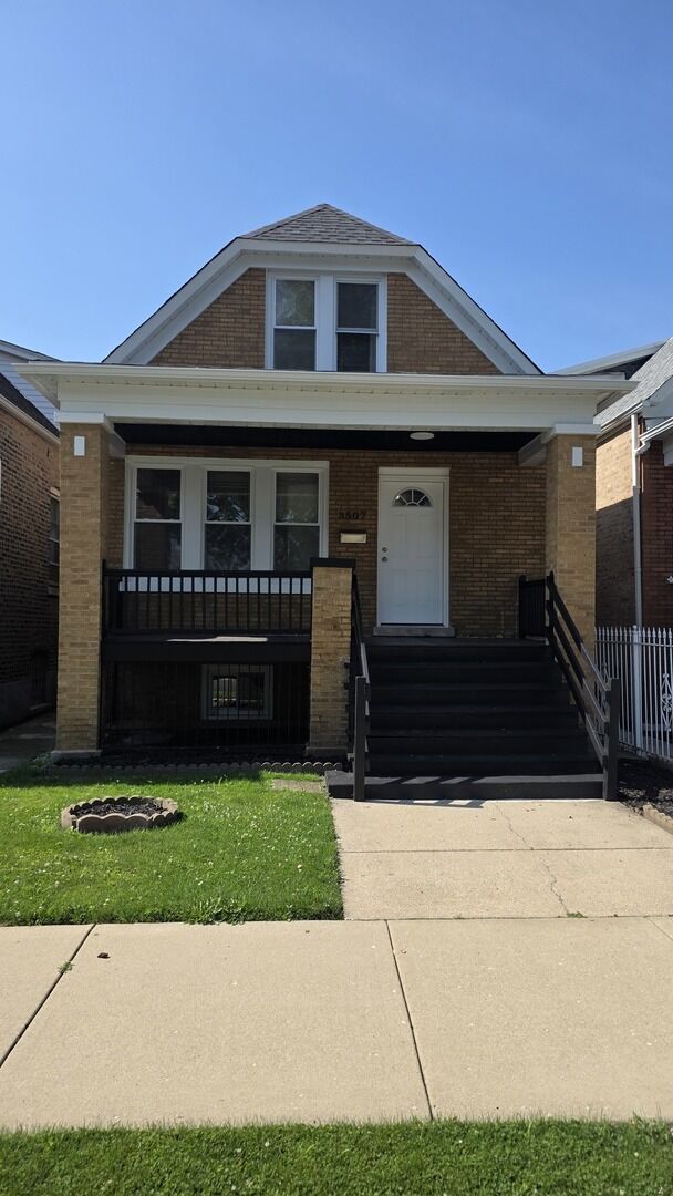 Property Photo: 3507 W 60th Place IL 60629