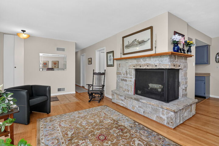 Property Photo:  4218 Seeley Avenue  IL 60515 