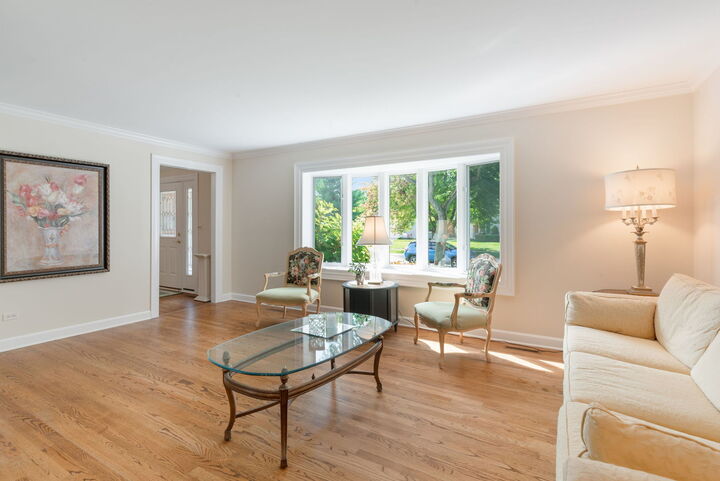 Property Photo: 1514 Allen Lane IL 60174
