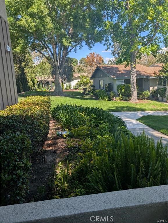 Property Photo: 475 Calle Cadiz D CA 92637