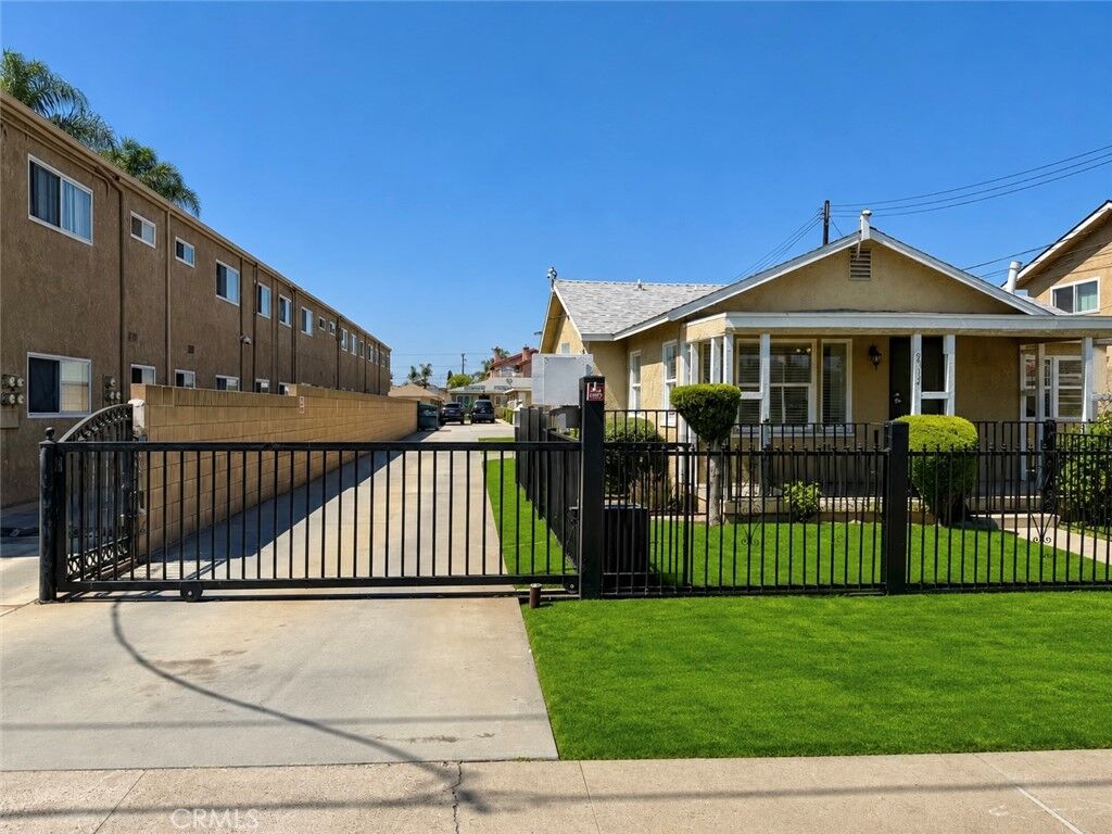 Property Photo:  9713 Cedar  CA 90706 