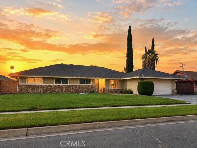 Property Photo:  1570 N Pine  CA 92376 