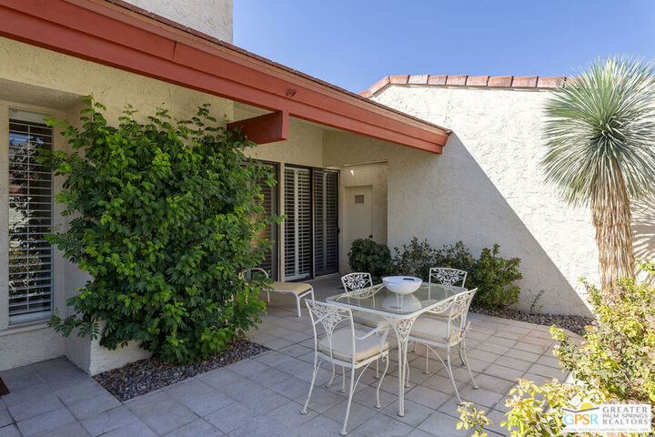 Property Photo:  1125 S La Verne Way  CA 92264 