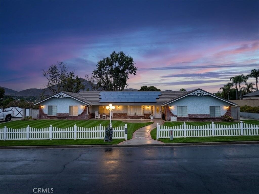 Property Photo: 6633 Karen CA 92509