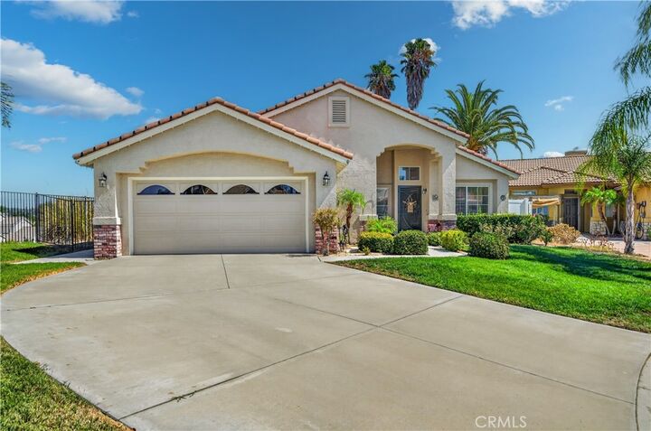 Property Photo: 44682 Labeta Circle CA 92592