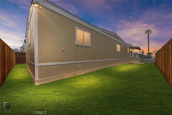 Property Photo:  53 Cedarwood Lane  CA 93308 