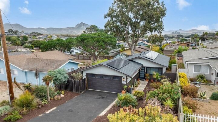 Property Photo:  1536 15th  CA 93402 