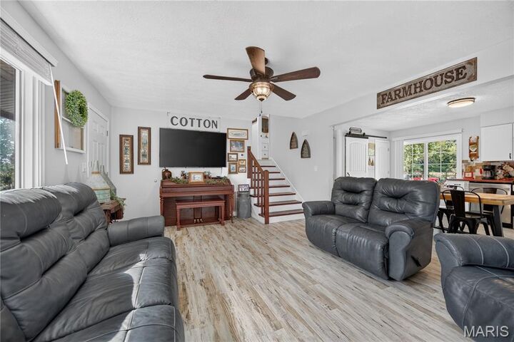 Property Photo:  29223 Pacific Drive  MO 65536 