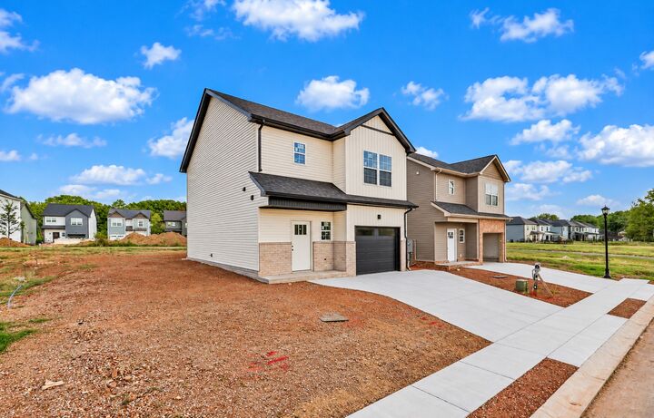Property Photo:  636 Southern Pass Run  TN 37043 