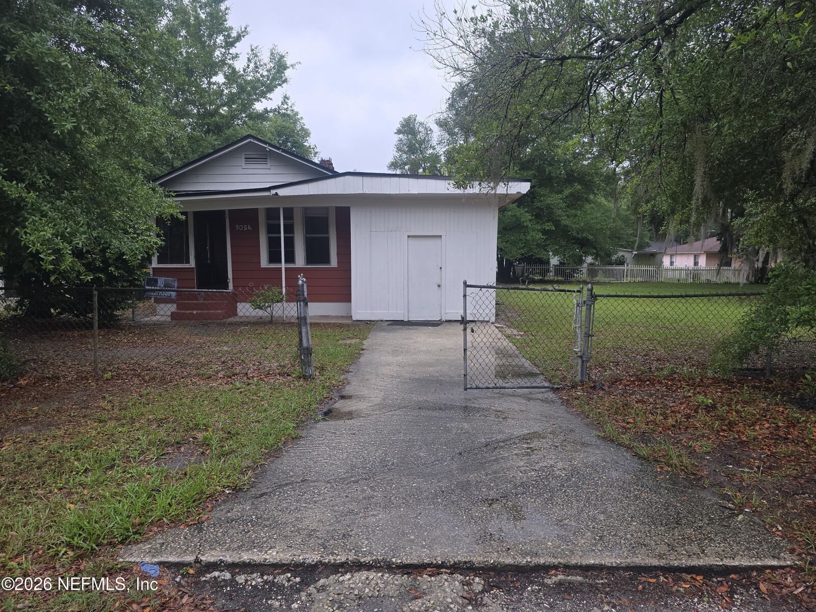 Property Photo: 9056 8th Avenue FL 32208